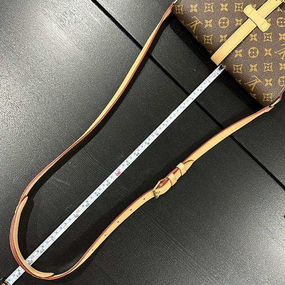 Louis Vuitton Monogram Chantilly Crossbody Bag - Picture 12 of 13